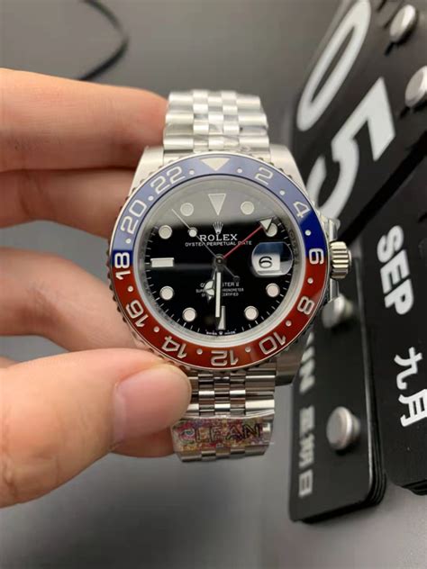 peso rolex gmt ii|rolex 126710 review.